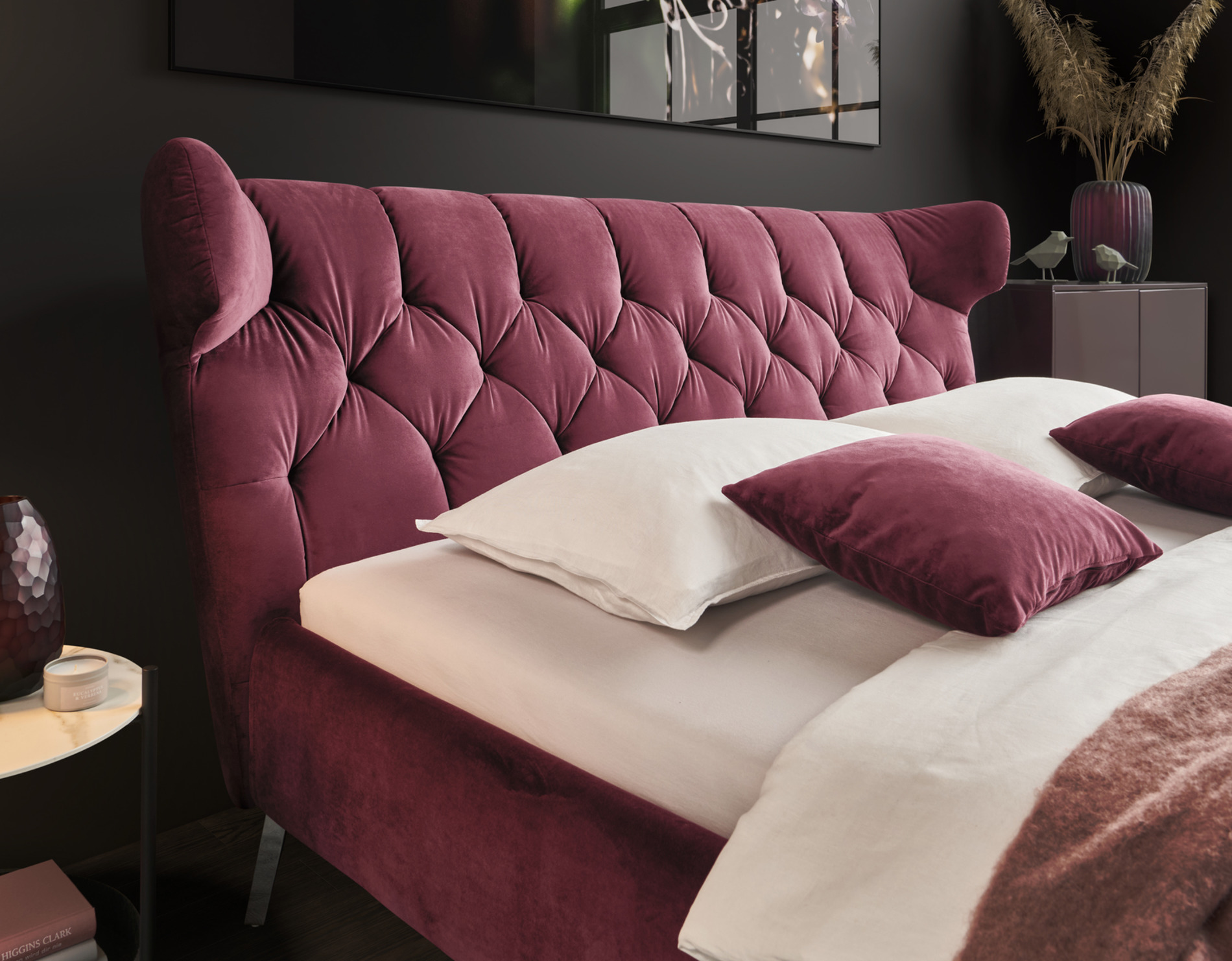 Sixtysix_Velvet_purple_Kopfteil.jpg